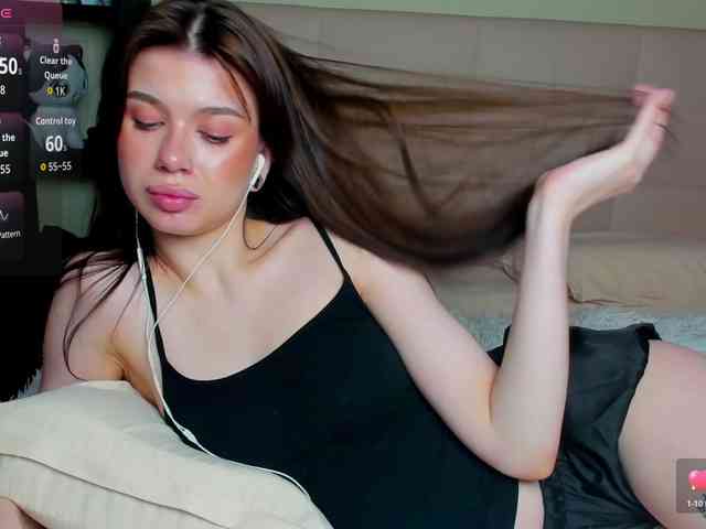 SilasCoraline webcam