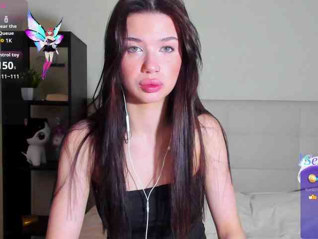 SilasCoraline webcam