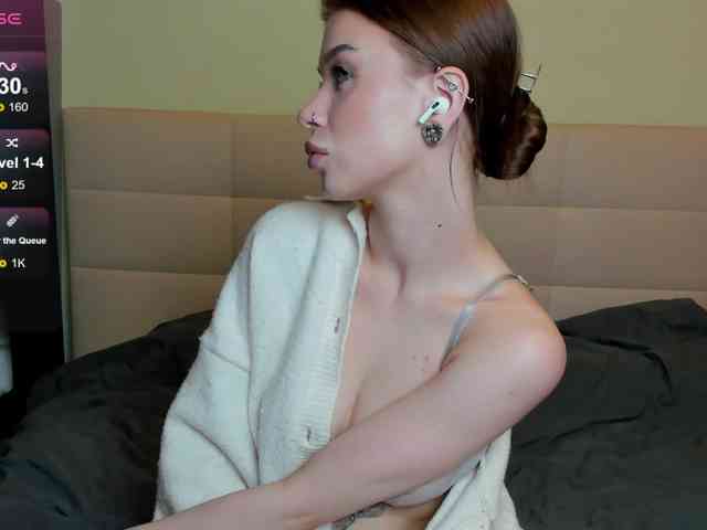 SilasCoraline webcam