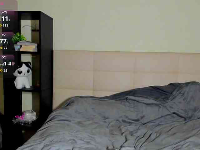 SilasCoraline webcam