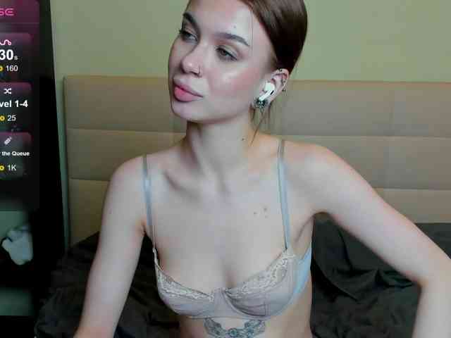 SilasCoraline webcam