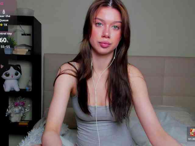 SilasCoraline webcam