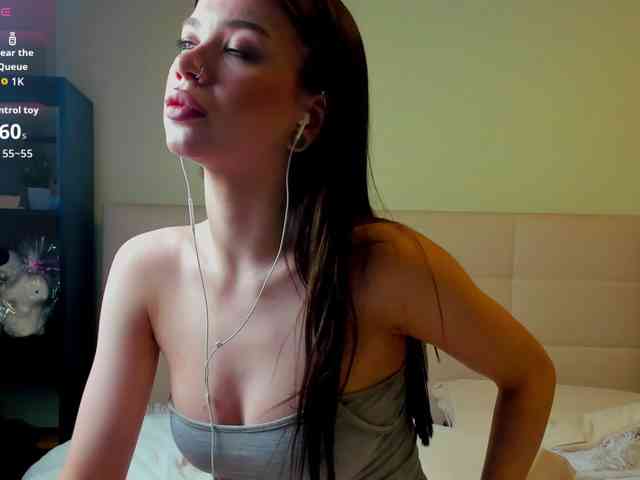 SilasCoraline webcam