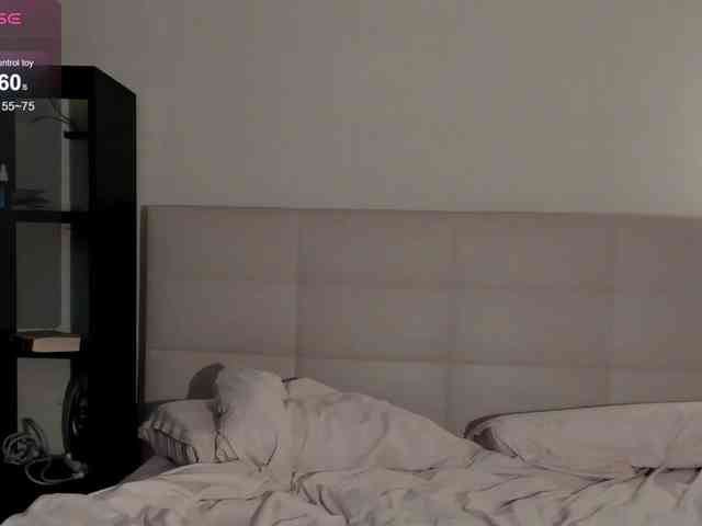 SilasCoraline webcam