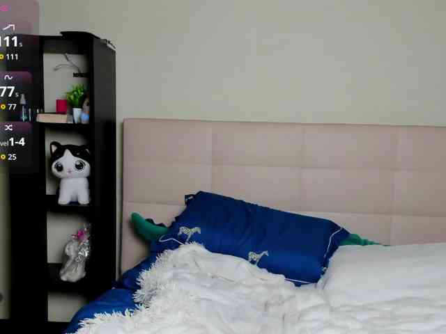 SilasCoraline webcam