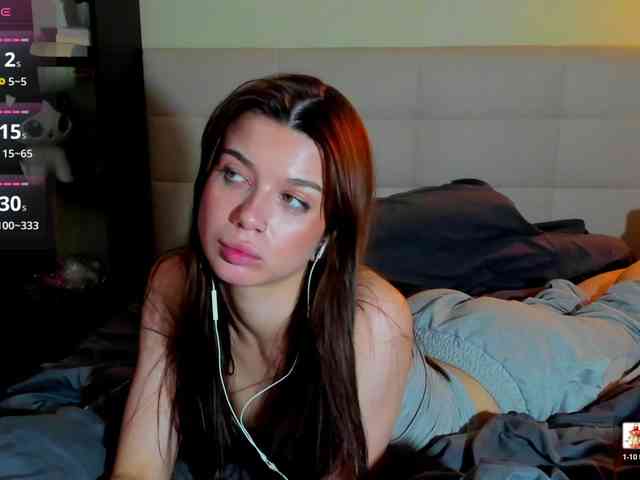 SilasCoraline webcam