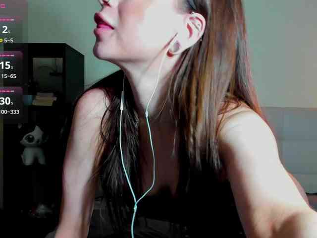 SilasCoraline webcam