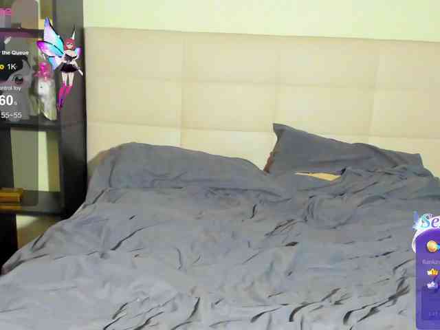 SilasCoraline webcam