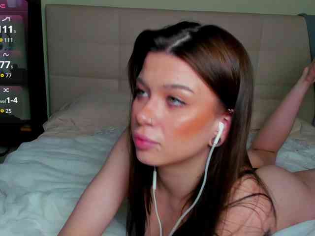 SilasCoraline webcam