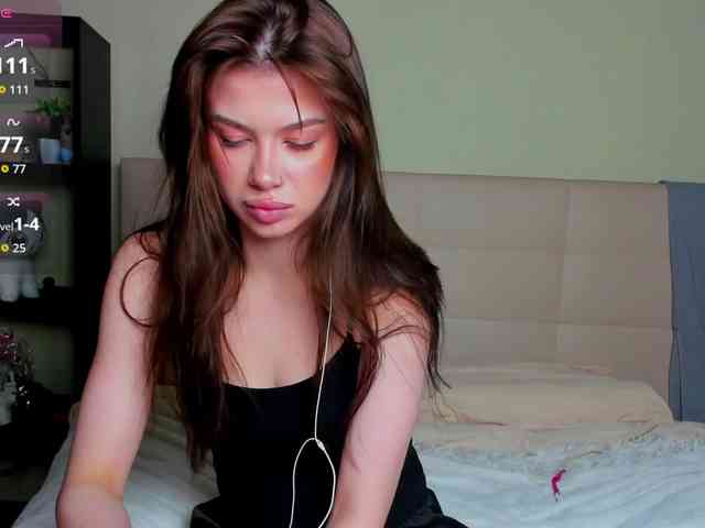 SilasCoraline webcam