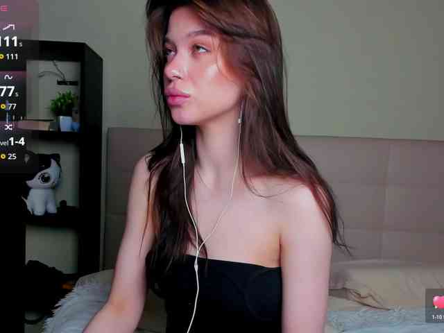 SilasCoraline webcam