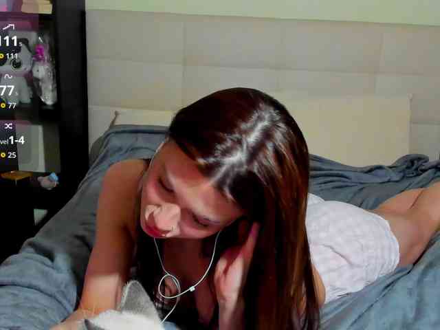 SilasCoraline webcam