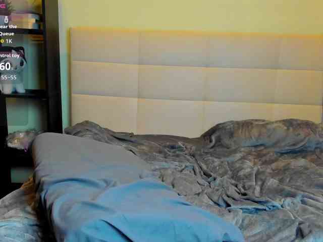 SilasCoraline webcam