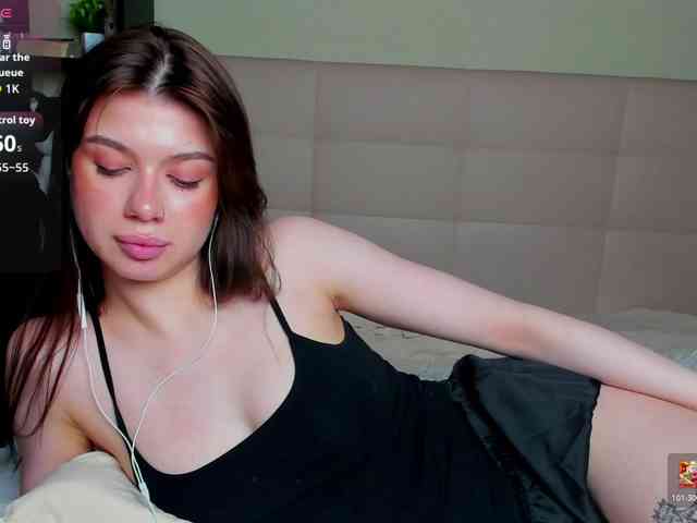 SilasCoraline webcam