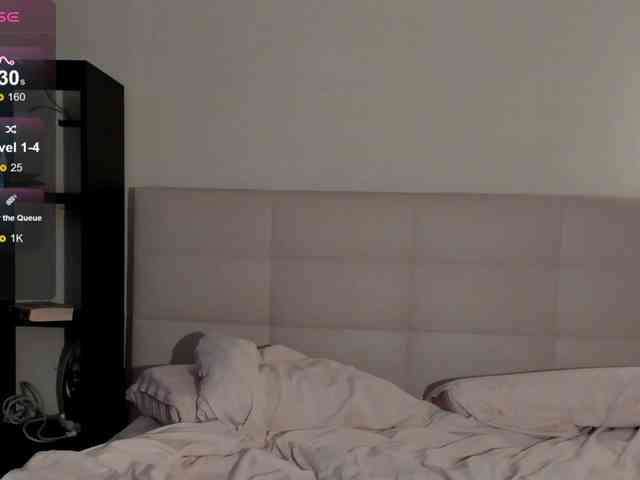 SilasCoraline webcam