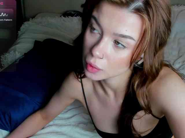 SilasCoraline webcam