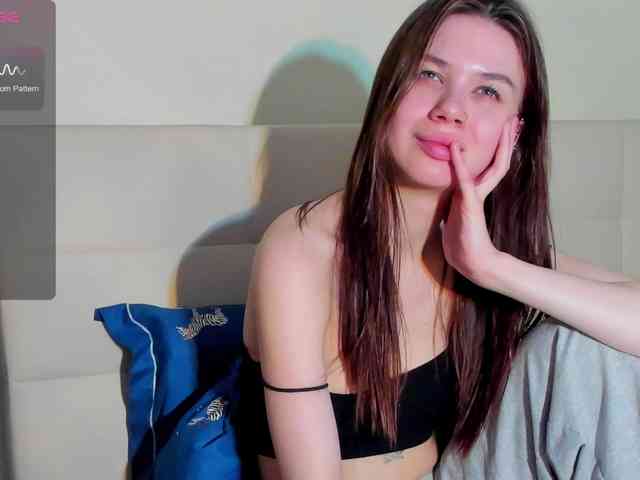 SilasCoraline webcam