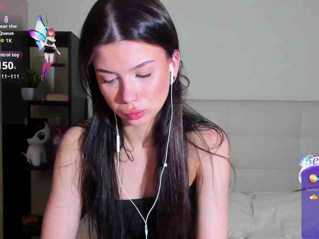 SilasCoraline webcam