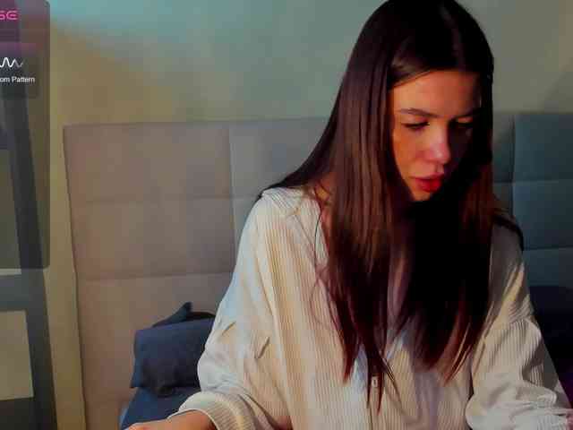 SilasCoraline webcam