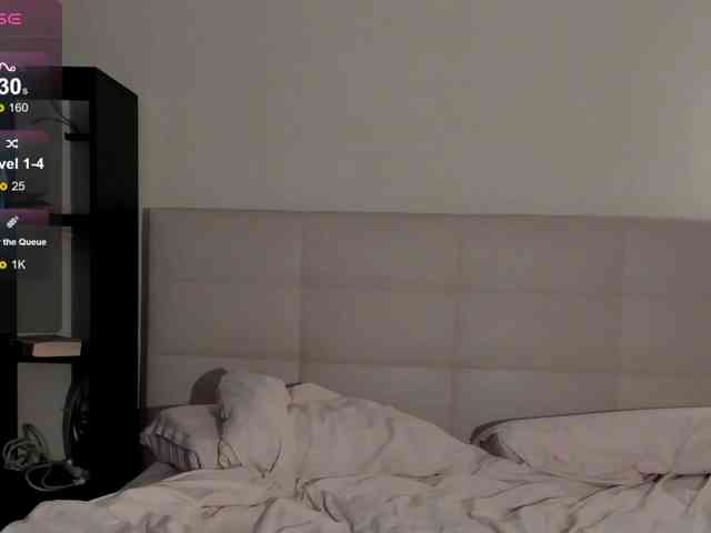 SilasCoraline webcam