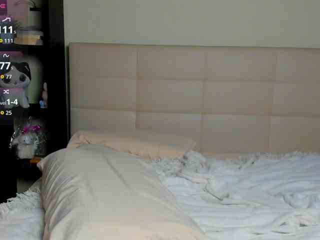 SilasCoraline webcam