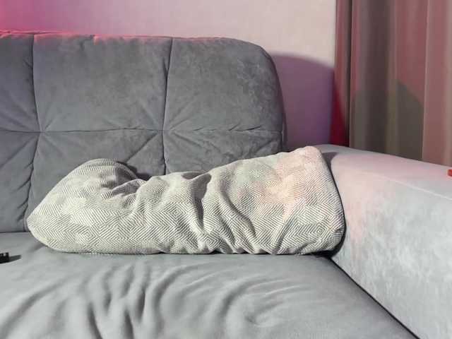 MillyMillya's BongaCams show and profile