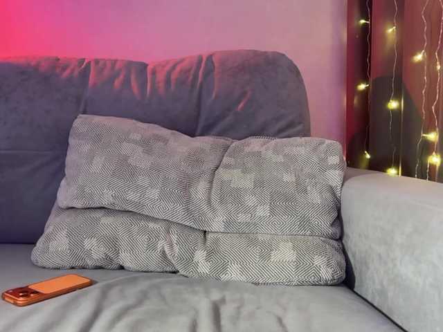 MillyMillya's BongaCams show and profile