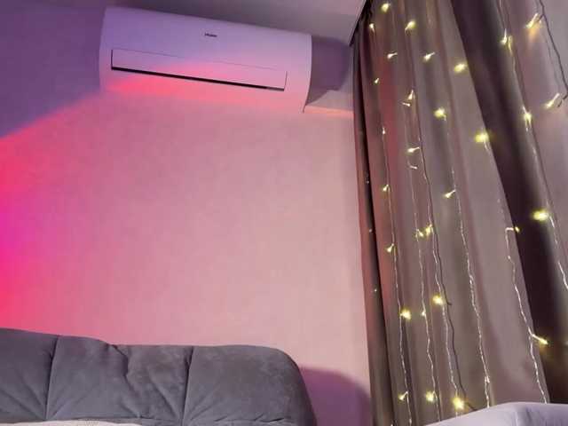 MillyMillya's BongaCams show and profile