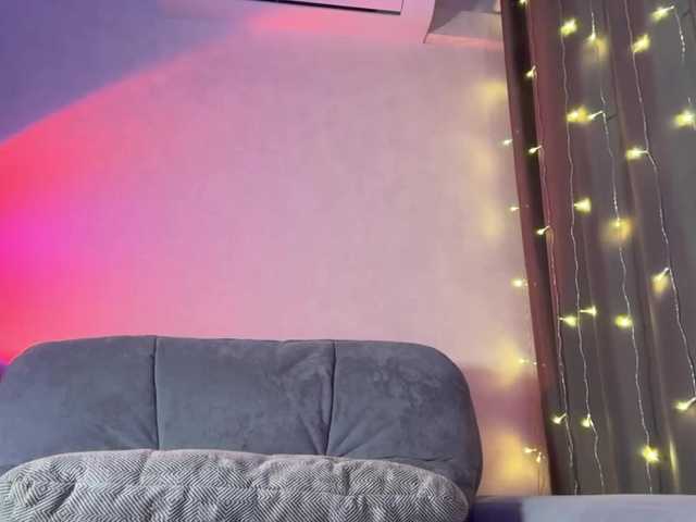 MillyMillya's BongaCams show and profile