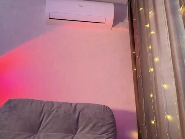 MillyMillya's BongaCams show and profile