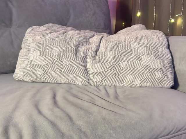 MillyMillya's BongaCams show and profile