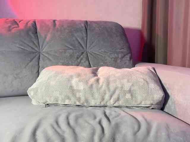 MillyMillya webcam