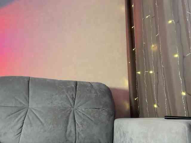 MillyMillya Live Webcam on BongaCams