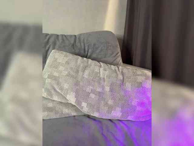 MillyMillya webcam