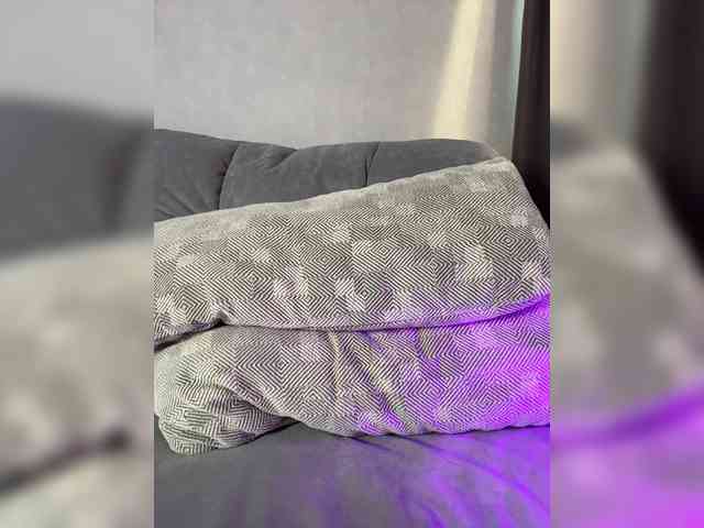 MillyMillya webcam