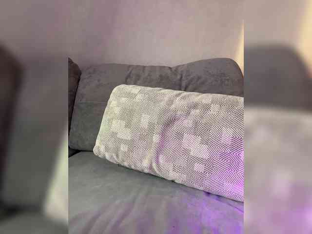 MillyMillya webcam