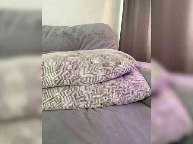 MillyMillya webcam