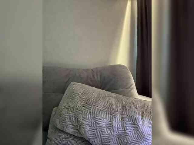 MillyMillya webcam