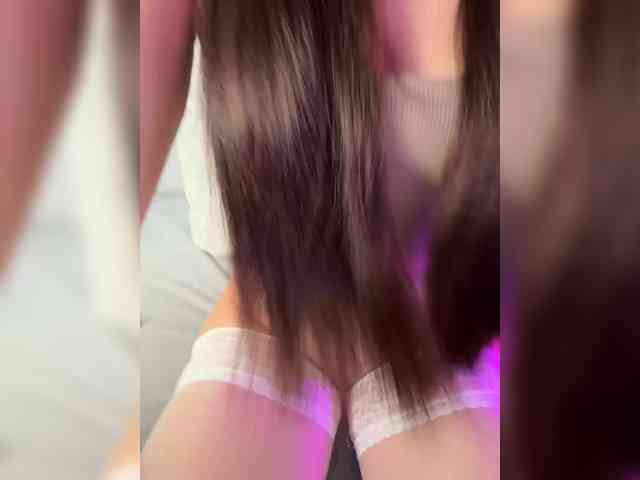 MillyMillya webcam