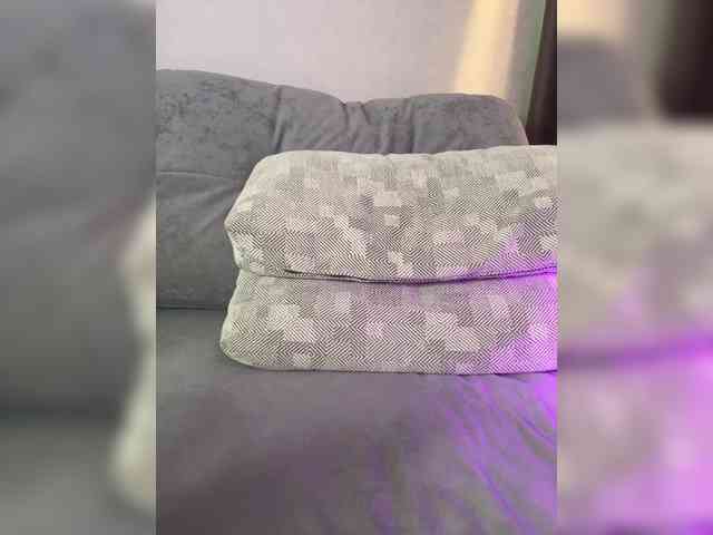 MillyMillya webcam