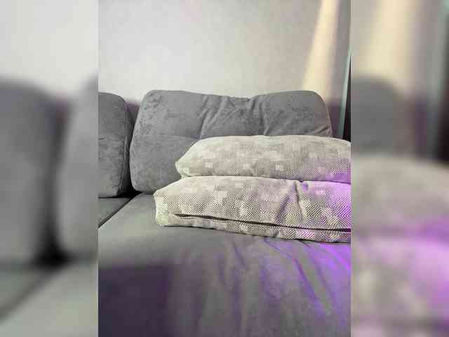 MillyMillya webcam