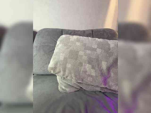 MillyMillya webcam