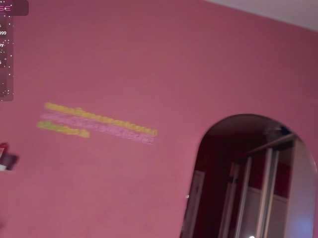 CarolineLovers's BongaCams show and profile