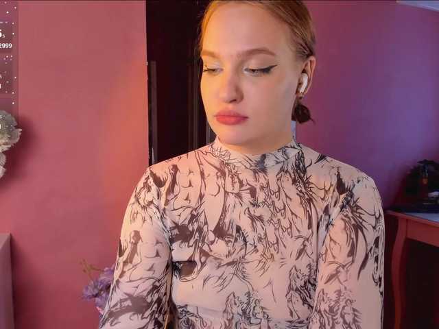 CarolineLovers's BongaCams show and profile