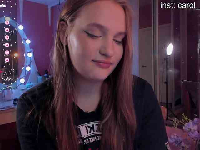 CarolineLovers webcam