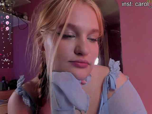 CarolineLovers webcam