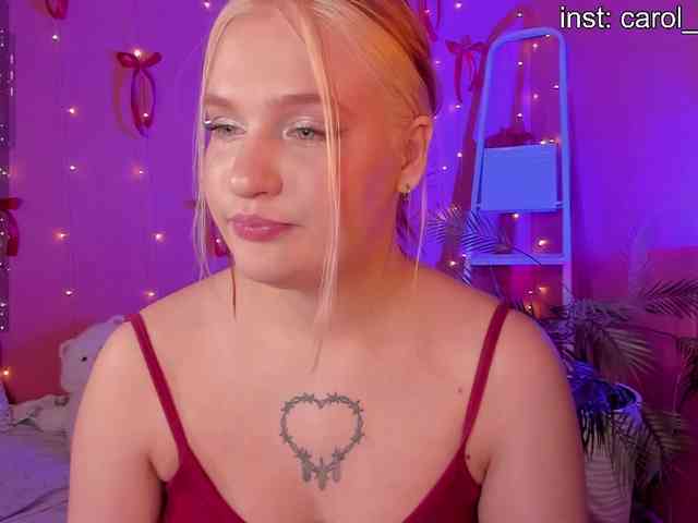 CarolineLovers webcam