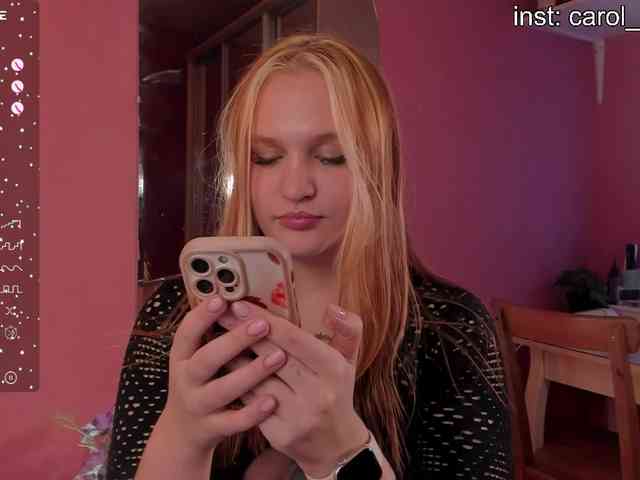 CarolineLovers webcam