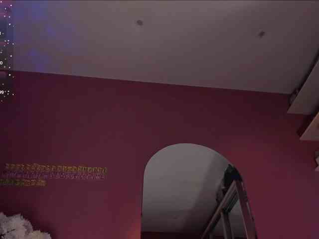 CarolineLovers webcam