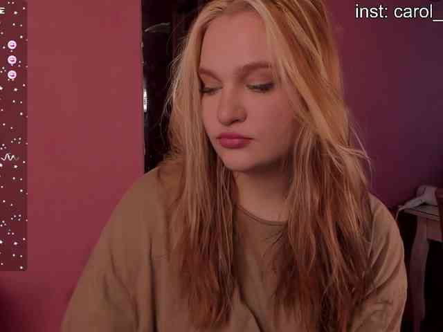 CarolineLovers webcam